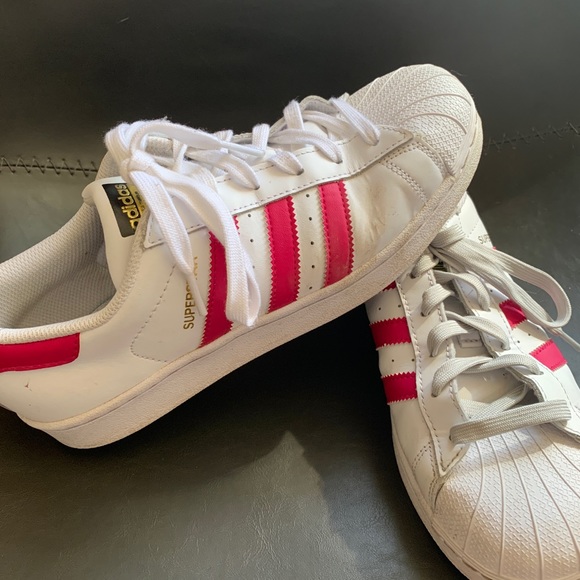 Adidas Superstars - Picture 2 of 3